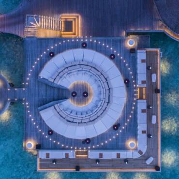 Anantara_Kihavah_F&B_SKY Bar_observatory_aerial