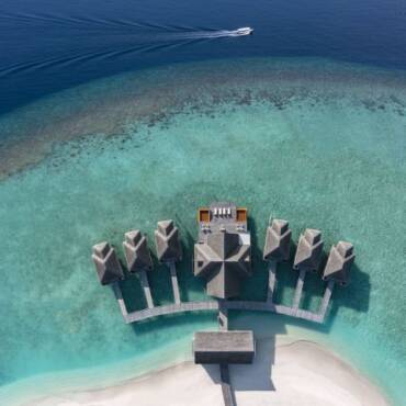 Anantara_Kihavah_spa_aerial view