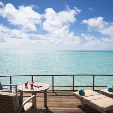 Anantara_Dhigu_Maldives_Resort_Guest_Room_Over_Water_Suite_Deck