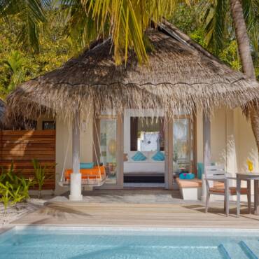 Anantara_Dhigu_Resort_Maldives_Guest_Room_Sunset_Beach_Outdoor_Deck_Outdoor