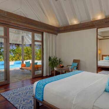 Anantara_Dhigu_Resort_Maldives_Guest_Room_Two_Bedroom_Family_Pool_Villa_Master_Bedroom