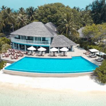 NH_Maldives_Kuda_Rah_Resort_Aerial_02