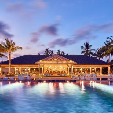1.2.1.8.6.5_NH_Collection_Maldives_Havodda_Resort_Thari_Bar_4