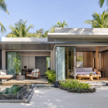 Alila-Kothaifaru-Maldives-Beach-Pool-Villa-960x1200px