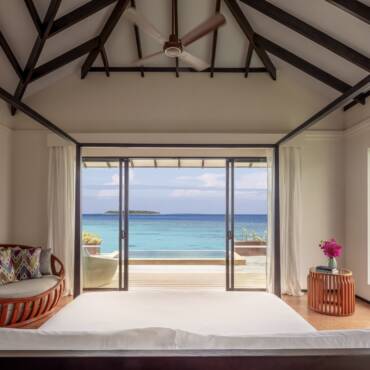 NH_Collection_Maldives_Havodda_Resort_Guest_Room_Over_Water_Pool_Suite_