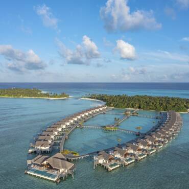 Niyama_Private_Islands_Maldives_Exterior_View_ Aerial_Shot_Overwater_Villas_07