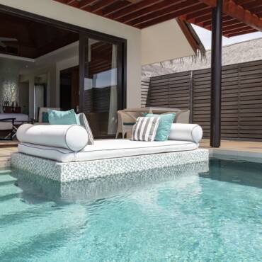 Niyama_Private_Islands_Maldives_Exterior_view_Deluxe_Water_Pool_Villa_Jacuzzi
