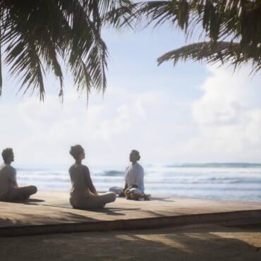 anantara_veli_maldives_resort_recreation_facility_meditation_beach_1920x1037
