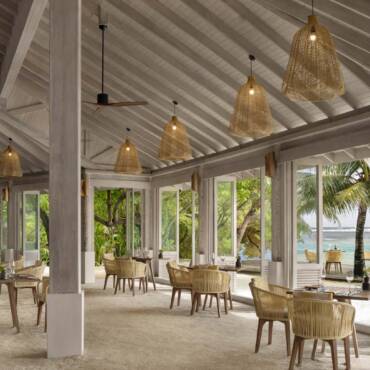 anantara_veli_maldives_resort_restaurant_cumin_interior_design_1920x1037