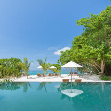beach-residence-pool-jpgd61169ea-2651-4964-8d15-67c06f678575
