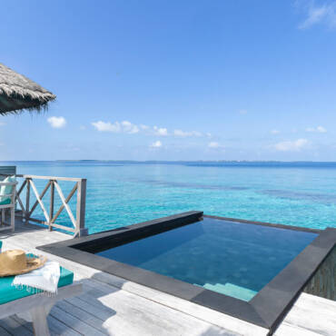 ja_manafaru_accomodation_sunset_water_villa_deck_2024-jpgbc51b5a5-99b3-422e-990d-3910e69f27d3