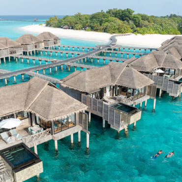 ja_manafaru_aerial_resort_water_villa_02_2024-jpg8a40908f-0709-442f-8441-480b9d646565