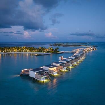 so_maldives_hotelpage_header_1