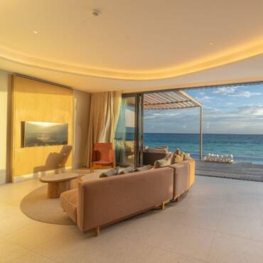 so_maldives_hotelpage_intro_villa_collection