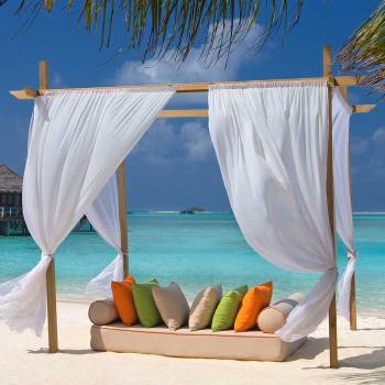 anantara_veli_maldives_beach_cabana_1920x1037