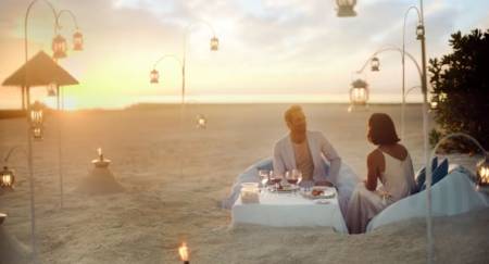 anantara_veli_maldives_dining_by_design_beach_dining_960x519 anantara_veli_maldives_dining_by_design_beach_dining_960x519