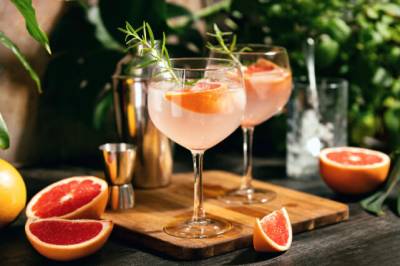guest-cocktails-jpg675c29d2-0edd-41db-a4e1-6b3bdfc3097a