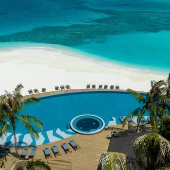 vfar_restaurant_skipjack_pool_aerial-4_1920x1037